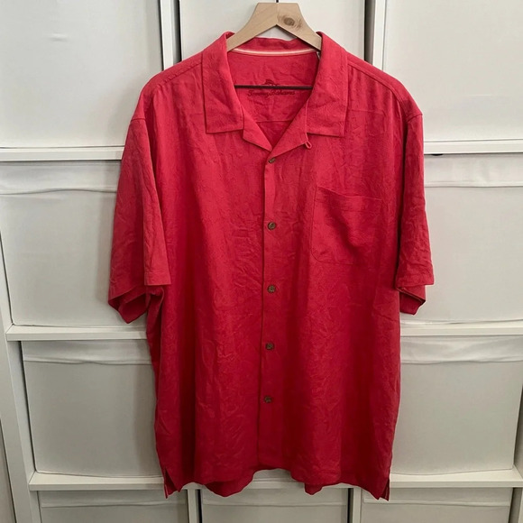 Tommy Bahama Red Silk Button Down Shirt - Picture 1 of 3